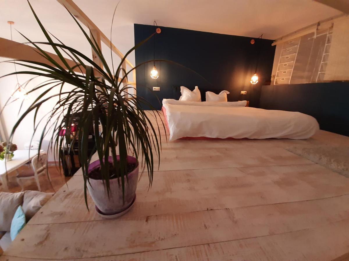 Central Loft Apartment Брашов Екстер'єр фото